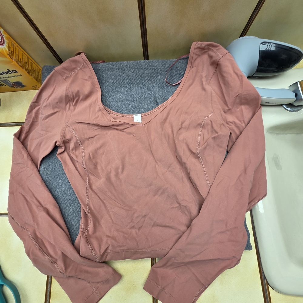 Lululemon Align Long Sleeve Shirt, Size 6